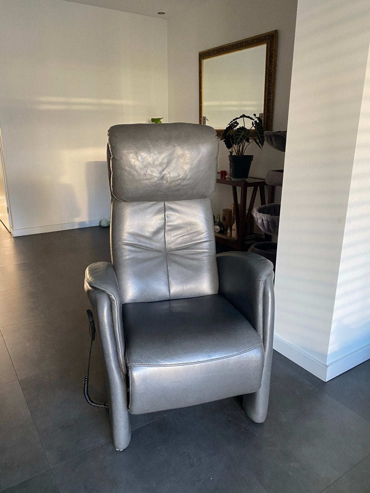 Twee Hukla Relaxfauteuil - Elektrisch Verstelbaar Leer, Ophalen, Gebruikt, Leer, Eén