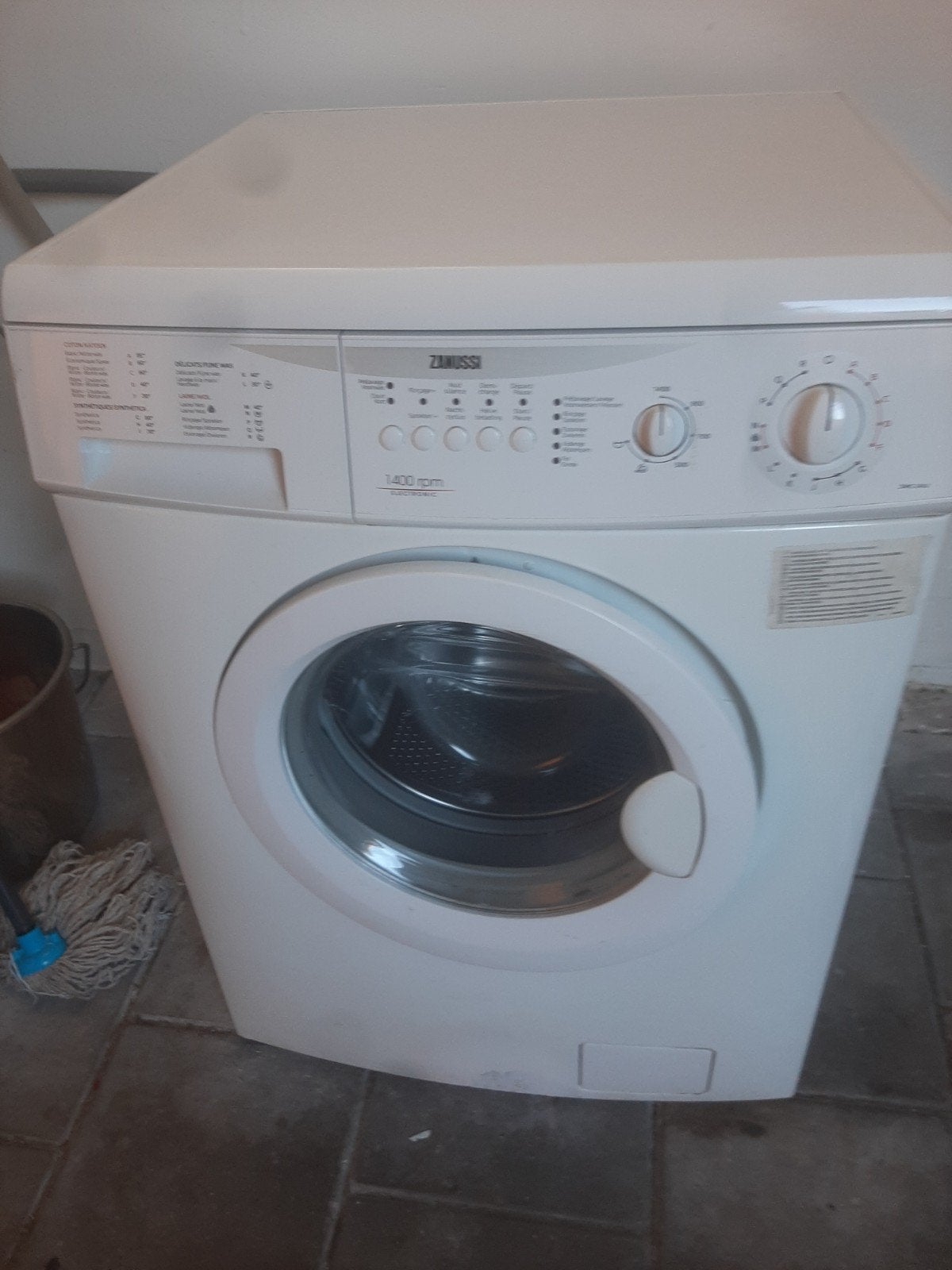 Zanussi Voorlader Wasmachine 1400 toeren, Witgoed en Apparatuur, Wasmachines, Ophalen, Gebruikt, Voorlader, Wolwasprogramma