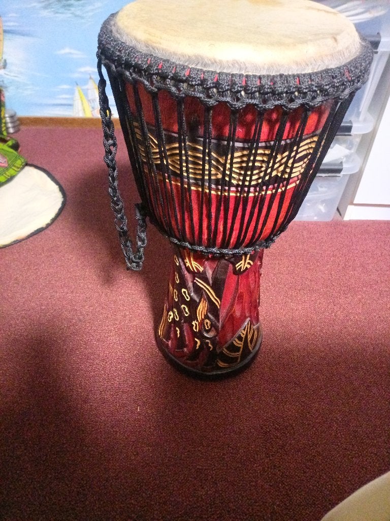 Afrikaanse Djembe (50 cm) + Inclusief Kleurrijke Draagtas, Ophalen of Verzenden, Zo goed als nieuw, Trommel