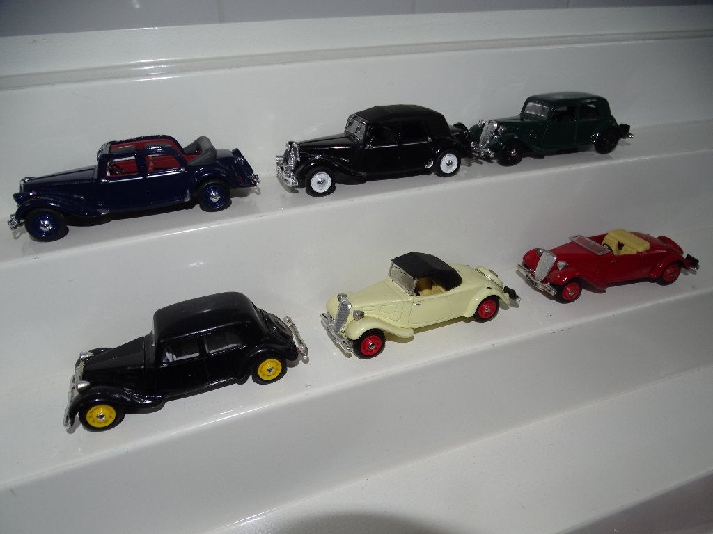 Verzameling Citroen Traction Avant diecast 1:43 (1), Ophalen of Verzenden, Zo goed als nieuw, Auto, Overige merken
