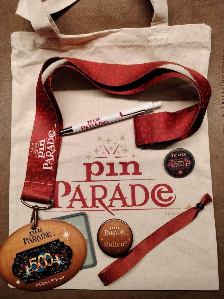Efteling pin: Goodiebag Pin Parade 500 jubileum, Verzenden, Nieuw, Button of Speldje