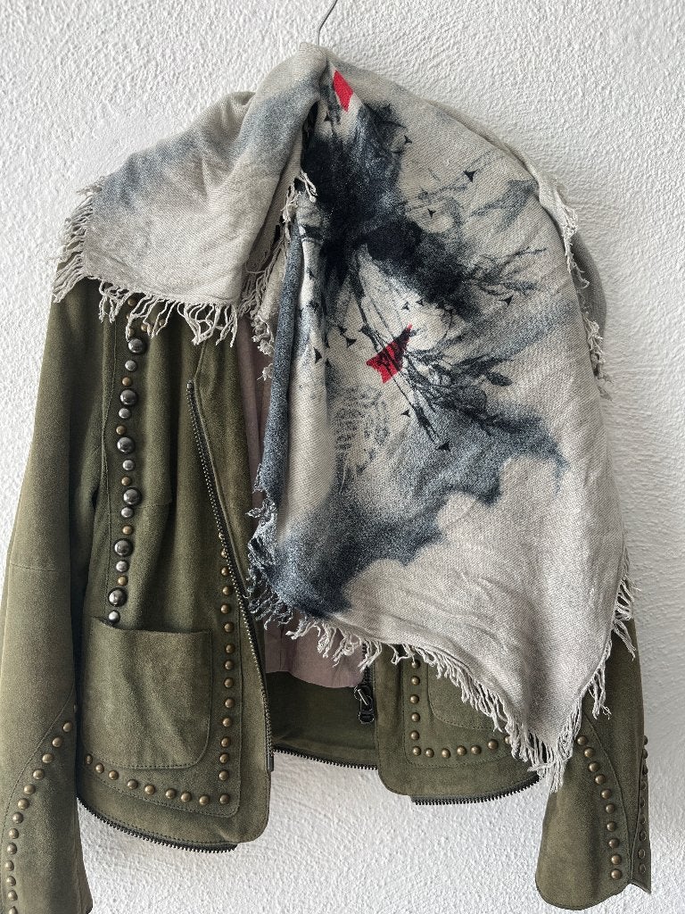 Diesel black gold cashmere scarf bandana, Kleding | Dames, Mutsen, Sjaals en Handschoenen, Verzenden, Zo goed als nieuw, Diesel