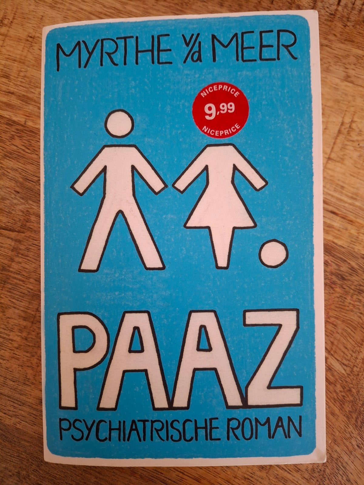 Paaz - Myrthe van der Meer (Psychiatrische roman), Boeken, Ophalen of Verzenden, Gelezen