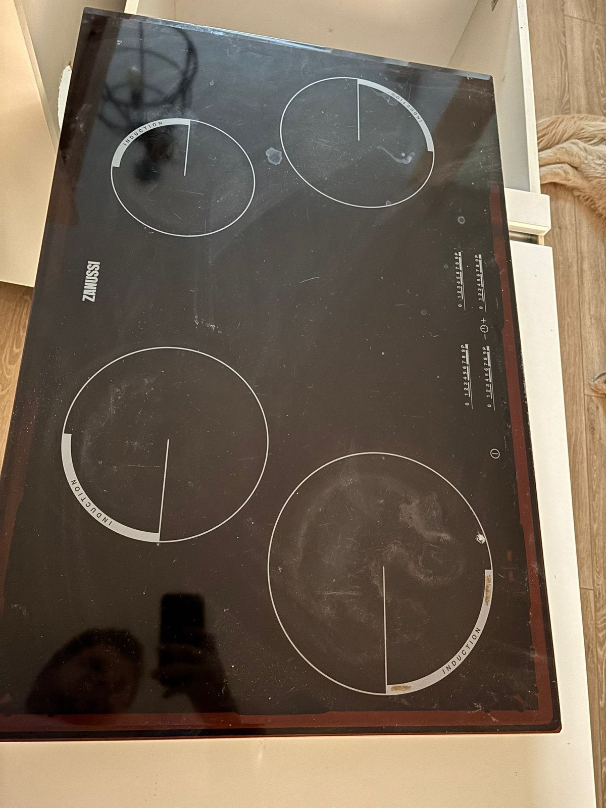 Zanussi Inductiekookplaat - 4 zones, Ophalen, Gebruikt, 4 kookzones, Inbouw