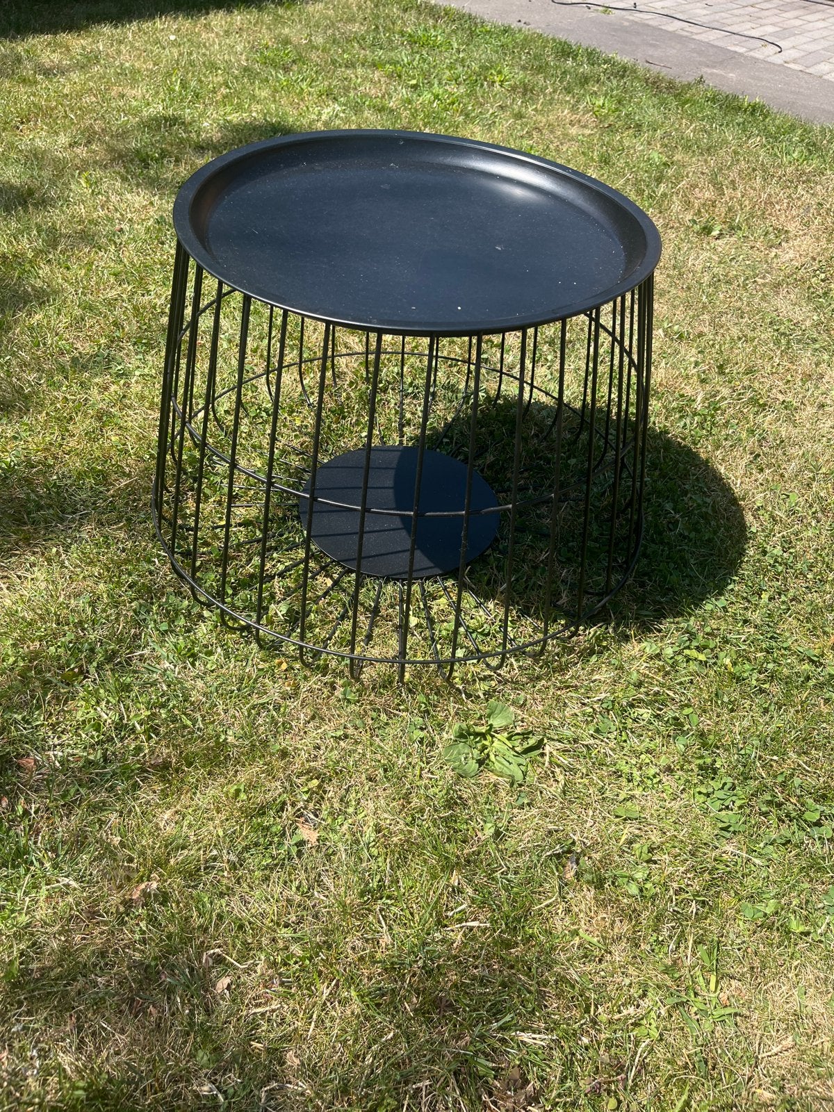 Zwarte metalen bijzettafel met afneembaar blad, Ophalen, Minder dan 45 cm, Minder dan 55 cm, Gebruikt
