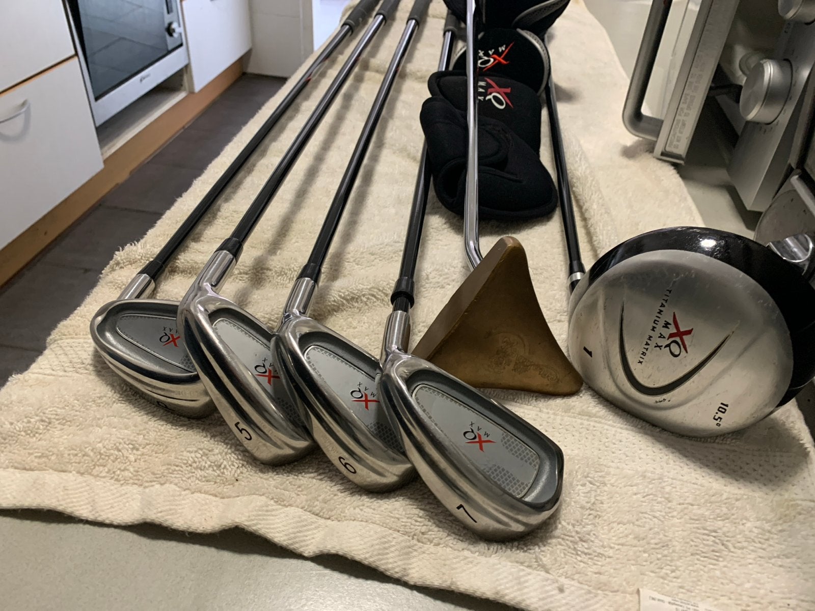 XQ MAX Complete golfset met ijzers, driver en putter, Ophalen of Verzenden, Gebruikt, Set, Overige merken