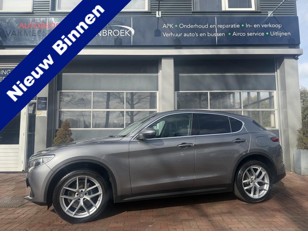 Alfa Romeo Stelvio 2.0 T AWD Veloce AWD Super First Edition, Auto's, Automaat, 4 cilinders, Leder, Vierwielaandrijving