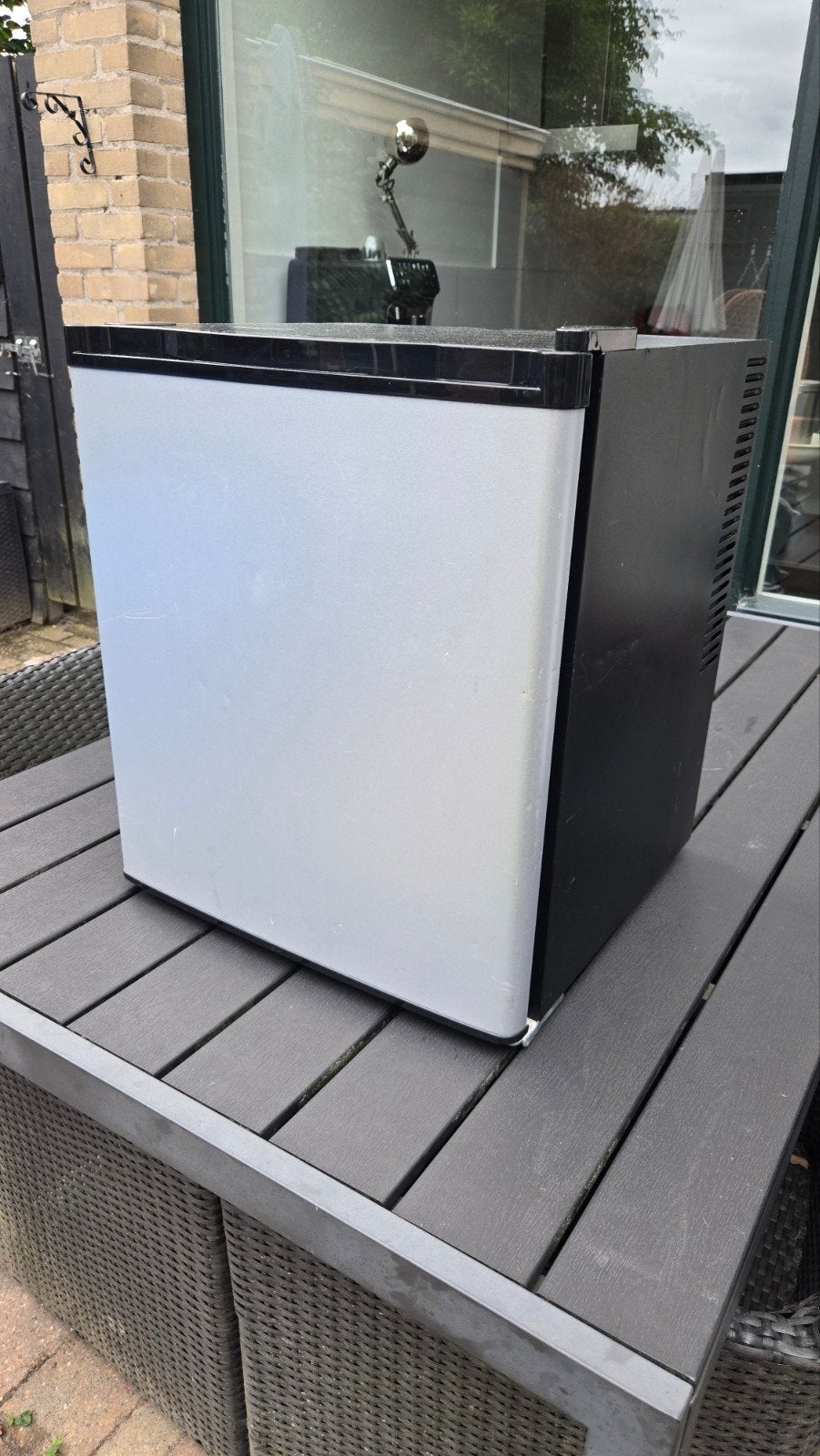 Mini Koelkast 40L - Perfect voor Camping (230VAC), Caravans en Kamperen, Koelboxen, Ophalen of Verzenden, Gebruikt, Elektrisch