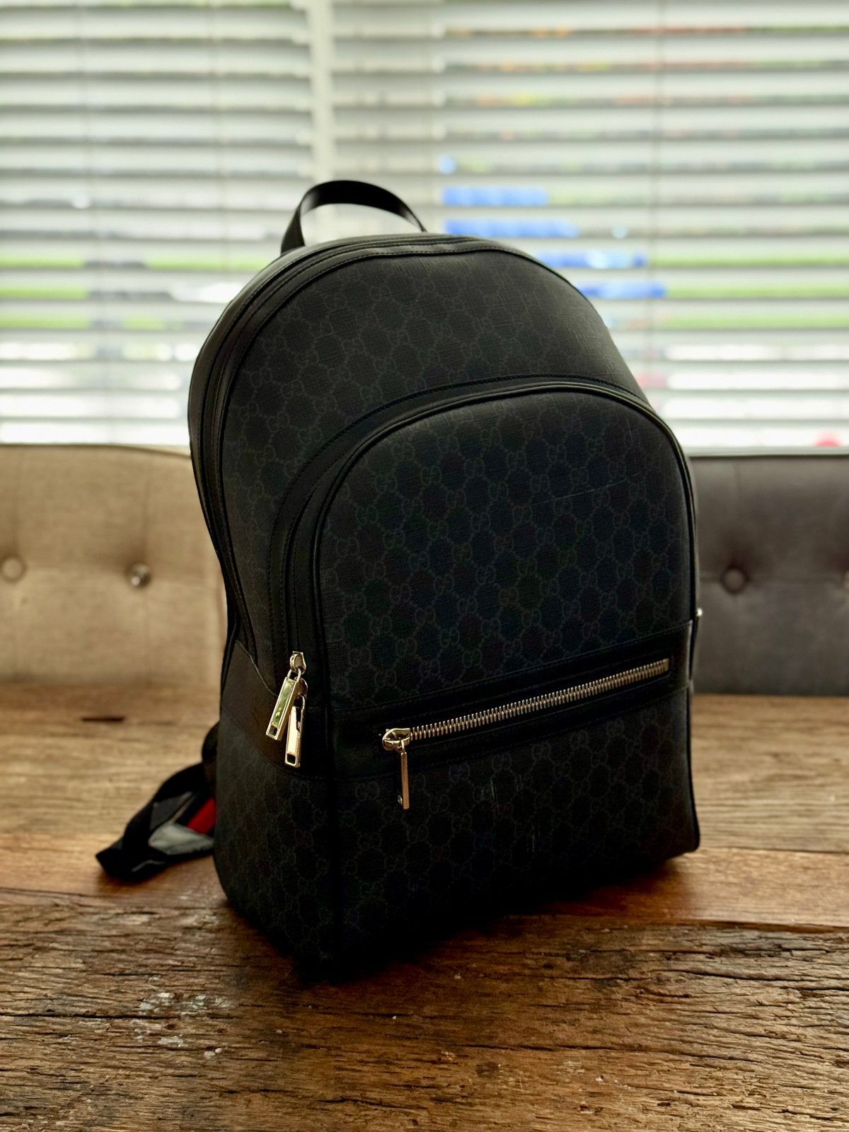 Gucci GG Black Medium Rugzak, Ophalen of Verzenden, Gebruikt, 25 tot 40 cm, Overige merken