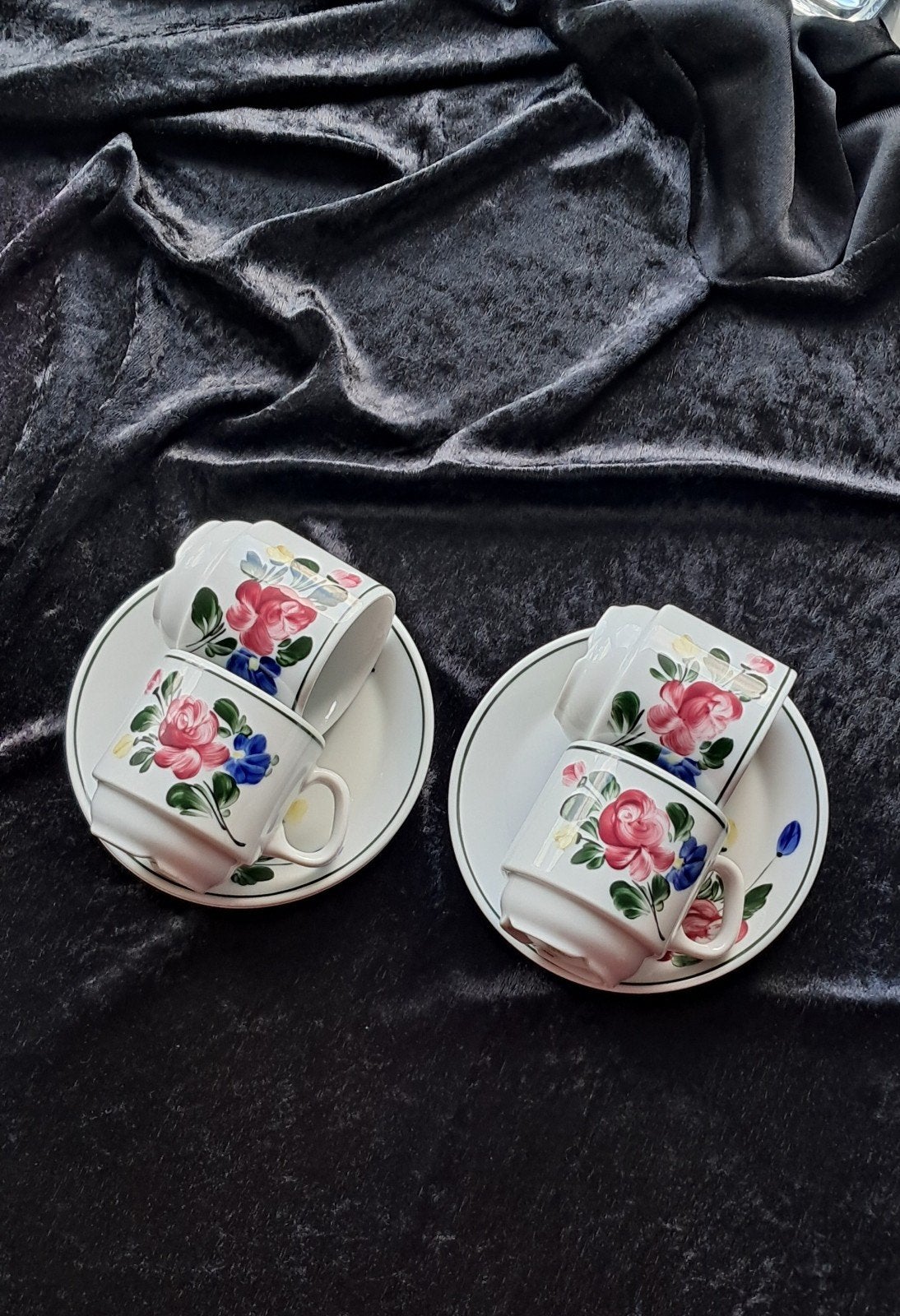 Lilien Porzelan Austria koffie kopjes., Ophalen of Verzenden, Overige stijlen, Kop(pen) en/of Schotel(s)