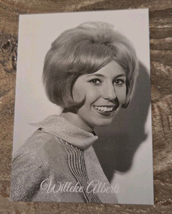 Fotokaart / Fan Kaart van Willeke Alberti, Verzamelen, 1960 tot 1980, Gebruikt, Verzenden, Foto
