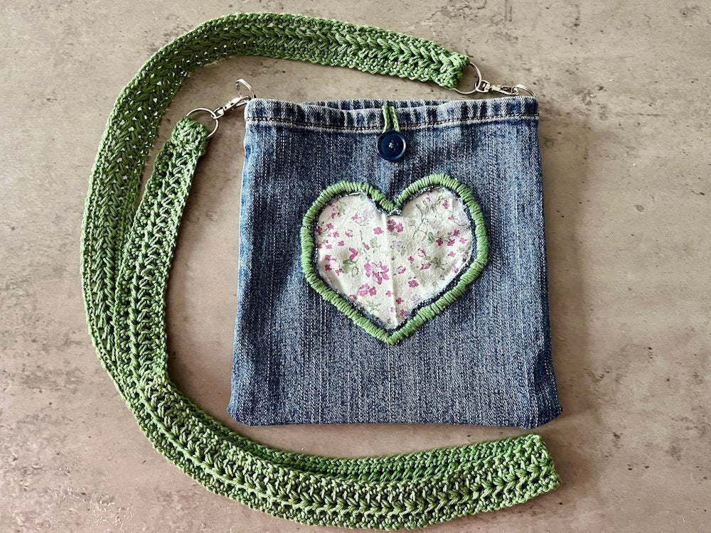 tasje spijkertas jeanstas patchwork hart, Overige merken, Overige kleuren, P Gillisstr, Nieuw