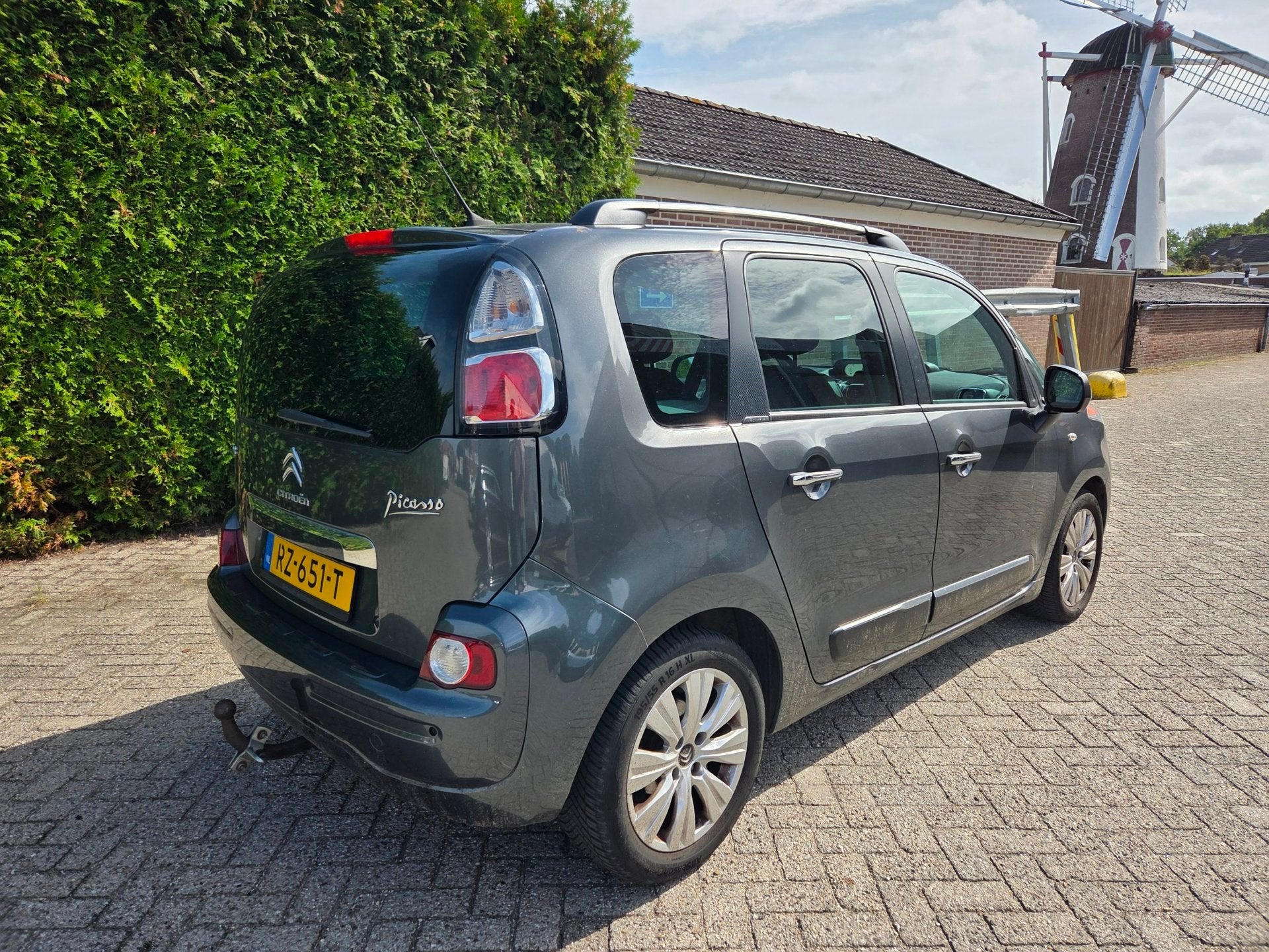 Citroen C3 Picasso 1.6 VTi Exclusive Automaat, Auto's, Gebruikt, Zwart, 4 cilinders, Bedrijf