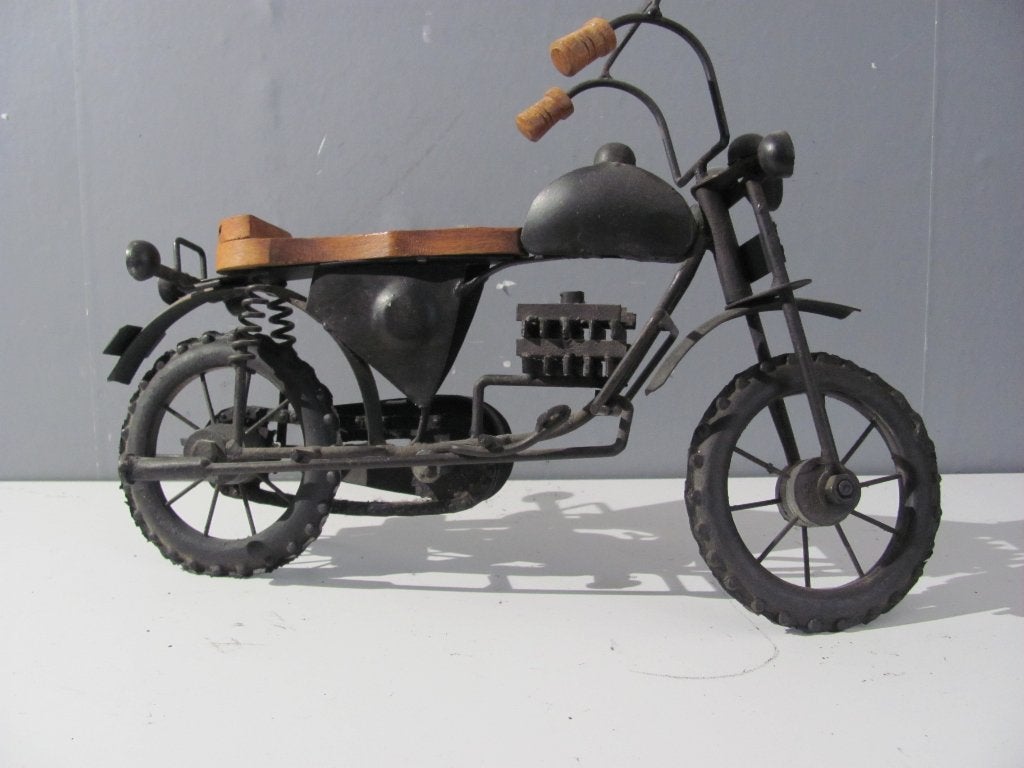 Scrap metal motorfiets 40x28cm metaal/hout, Antiek en Kunst, 28 cm, Meerkleurig, Object, Ophalen of Verzenden