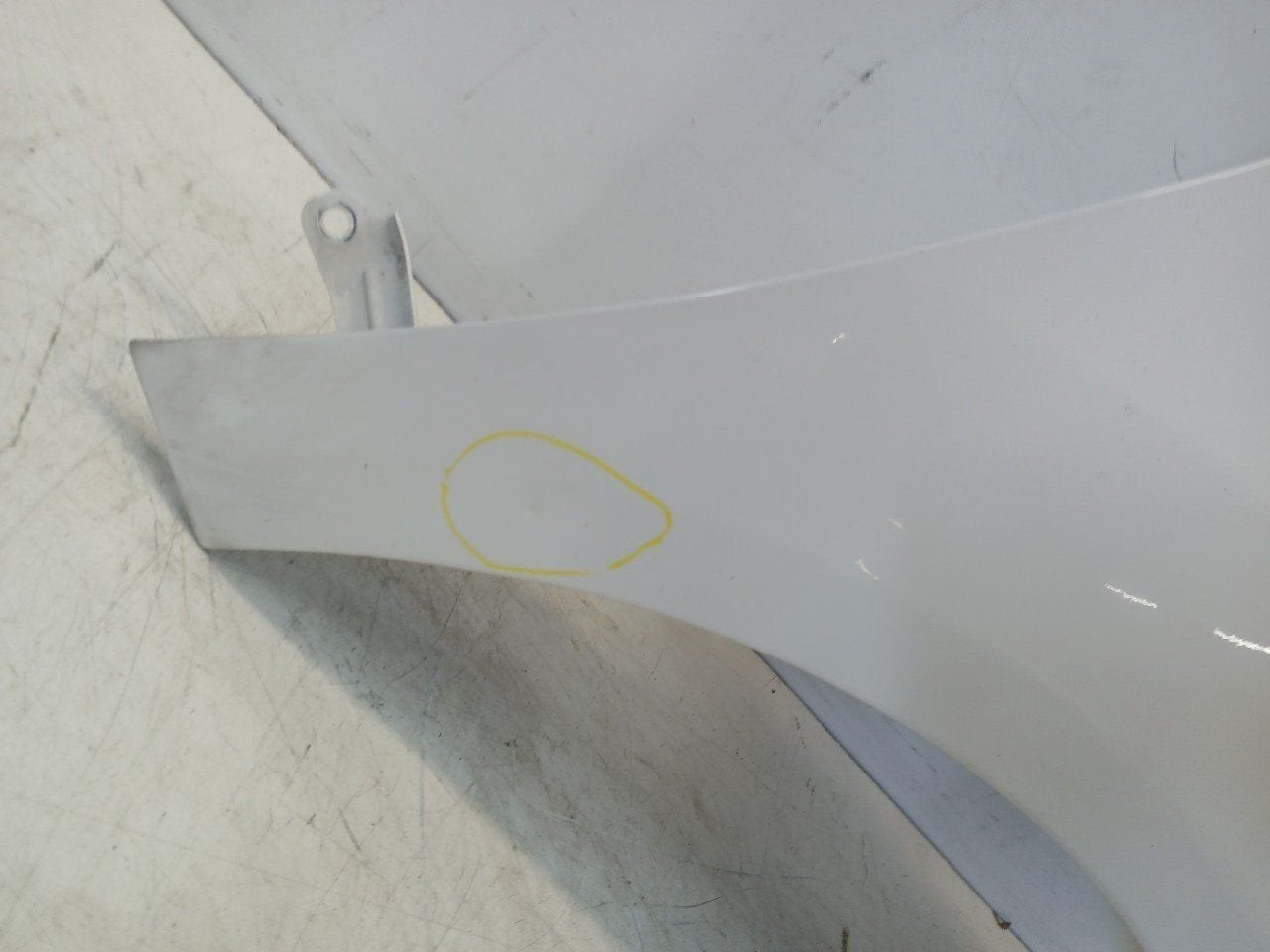 Spatbord rechts voor Ford Ka, Onderdelen@venauto.nl, Van der Ven Autorecycling B.V., Gebruikt, Ettenseweg 76, 4706 PB Roosendaal, The Netherlands