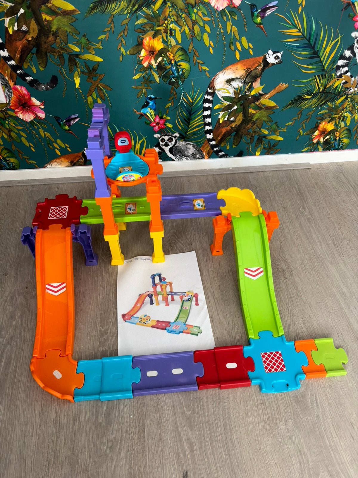 V tech toet toet auto - Brug met wegdelen, Kinderen en Baby's, Ophalen, Gebruikt, 2 tot 4 jaar