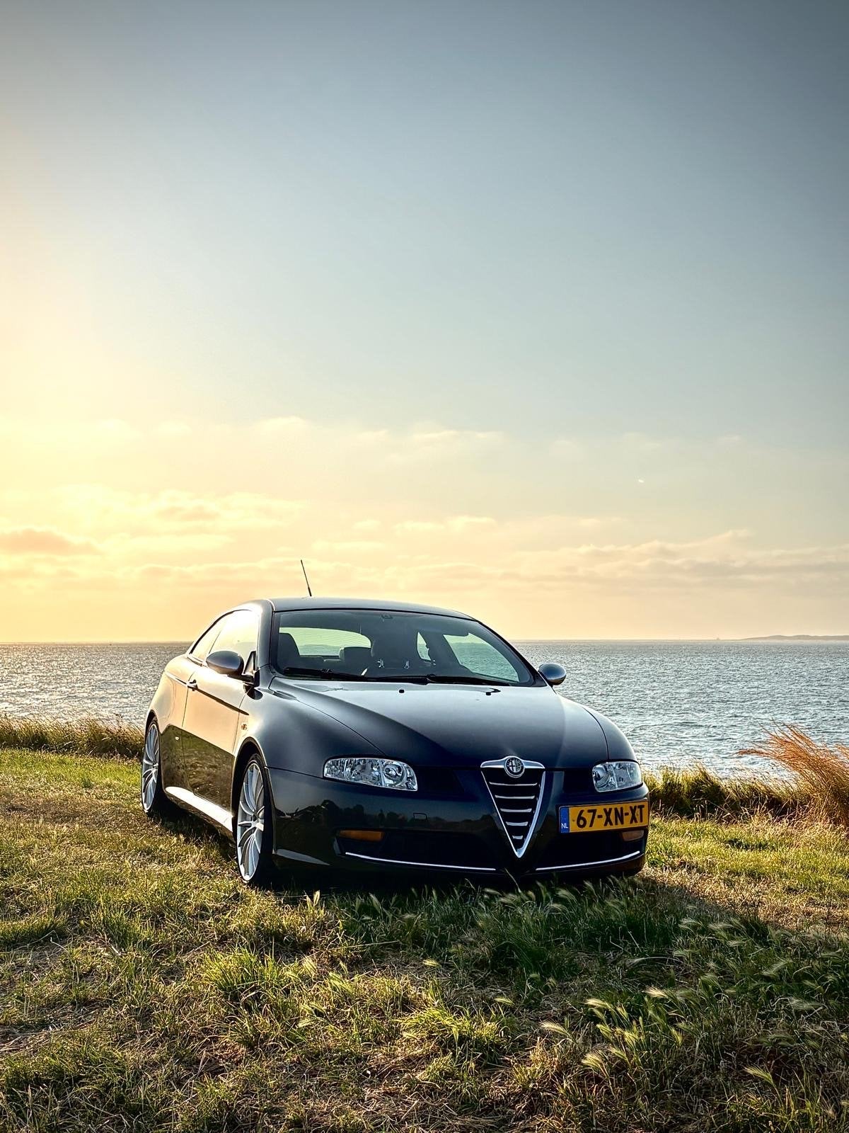 Alfa Romeo GT 2.0 JTS 2007, Auto's, Alfa Romeo, Particulier, GT, Airbags, Airconditioning, Android Auto, Apple Carplay, Automatische klimaatregeling