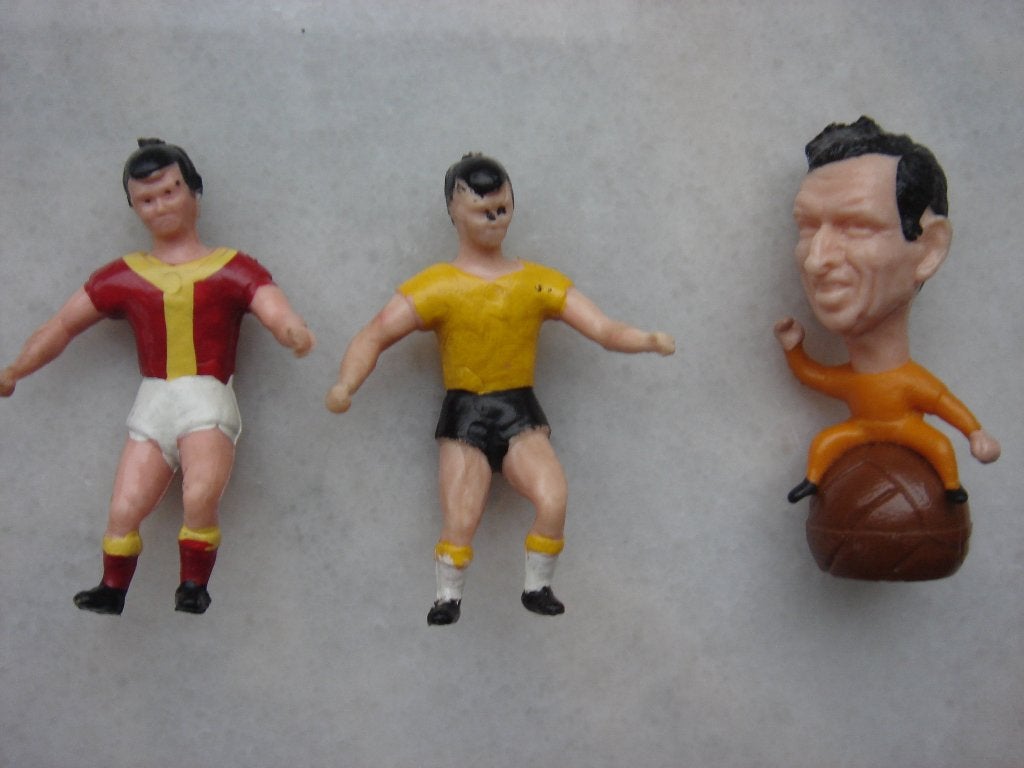 Voetbalpoppetjes 3 poppetjes (6 cm), Verzamelen, Ophalen of Verzenden, Gebruikt, Overige sporten, Beeldje of Poppetje