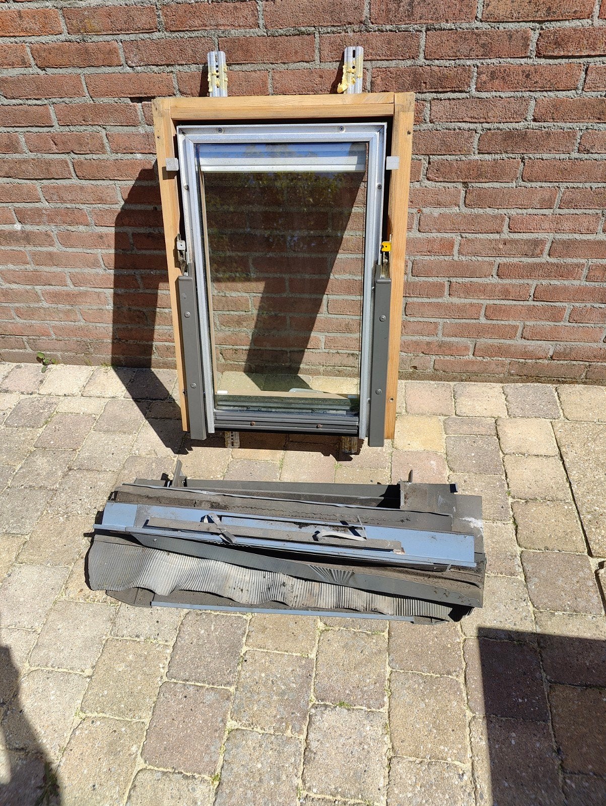Dakraam Dakstra 55*78 met dubbelglas en jaloezie, Ophalen, Gebruikt, Minder dan 80 cm, Minder dan 80 cm