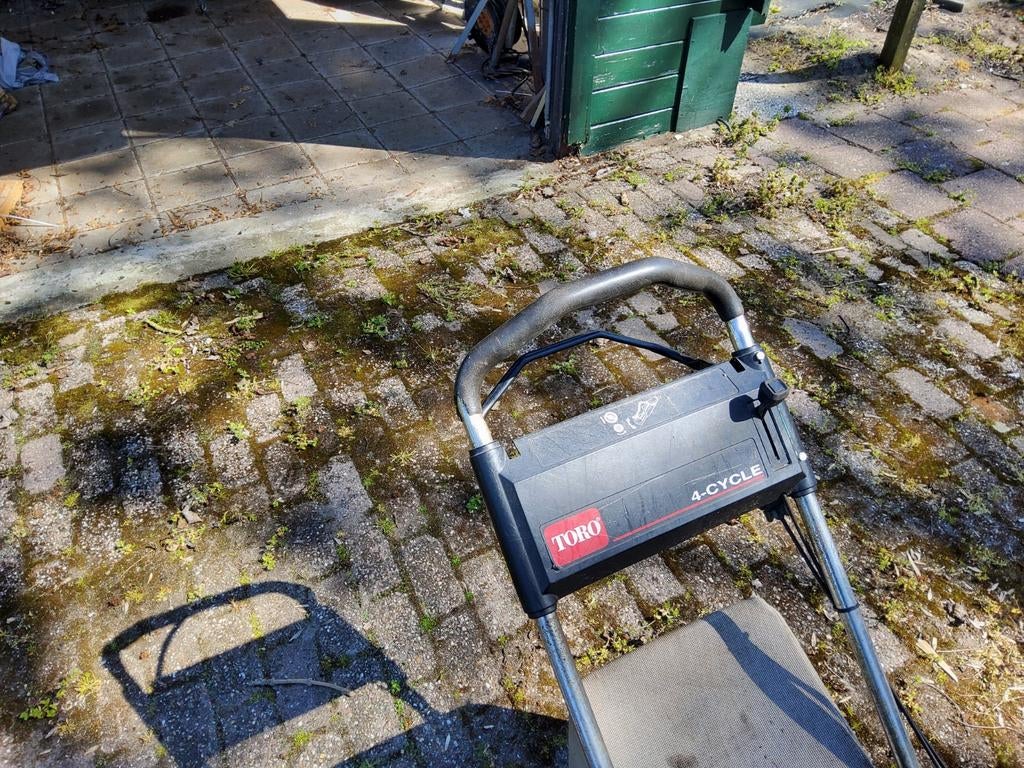 Oude Toro grasmaaier - motor werkt, aandrijving defect, Tuin en Terras, Grasmaaiers, Cirkelmaaier, Gebruikt, Toro, Ophalen of Verzenden