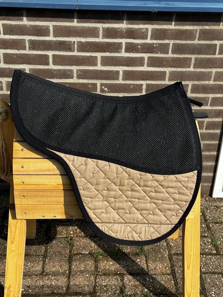 Saddle shape antislip pad roze met inlages, Dieren en Toebehoren, Ophalen of Verzenden, Nieuw