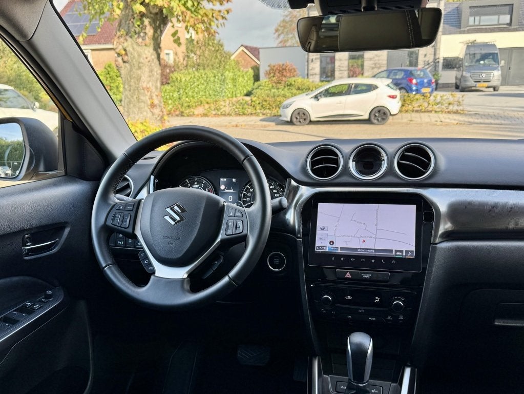 Suzuki Vitara 1.4 Boosterjet Smart Hybrid Style Pano Navi Ca, Auto's, Automaat, Gebruikt, Euro 6, 4 cilinders