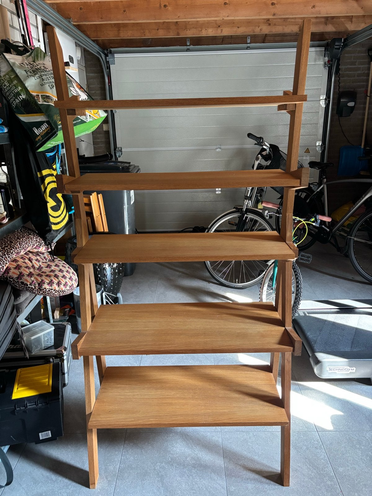 Eikenhouten kast 1.67m hoog, 80cm breed, Ophalen, Gebruikt
