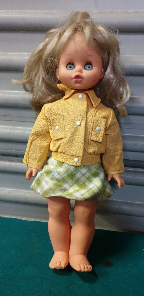 popje vintage met originele kleertjes, Verzamelen, Poppen, Ophalen of Verzenden, 'T Olde Gre-j, Info@toldegrej.nl, Endepoelstraat 20f Didam