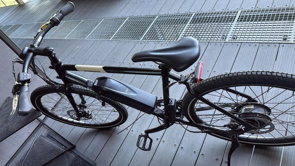 Rad Power Mission E-bike (z.g.a.n.) + extra controller, Fietsen en Brommers, Elektrische fietsen, Ophalen of Verzenden, Zo goed als nieuw