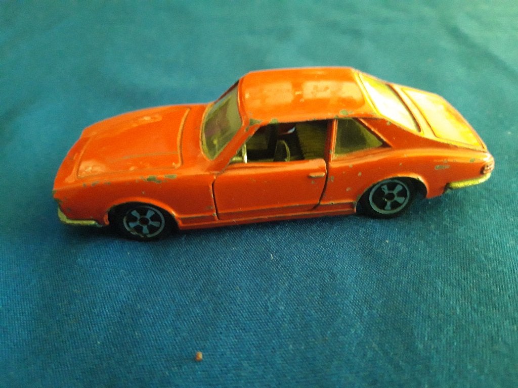 Plymouth Valiant Ghia rood – Politoys, Ophalen of Verzenden, Gebruikt, Auto, Overige merken