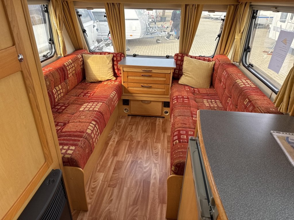 Elddis Avante 1e eigenaar, Kachel, Elddis, Bedrijf, 750 - 1000 kg