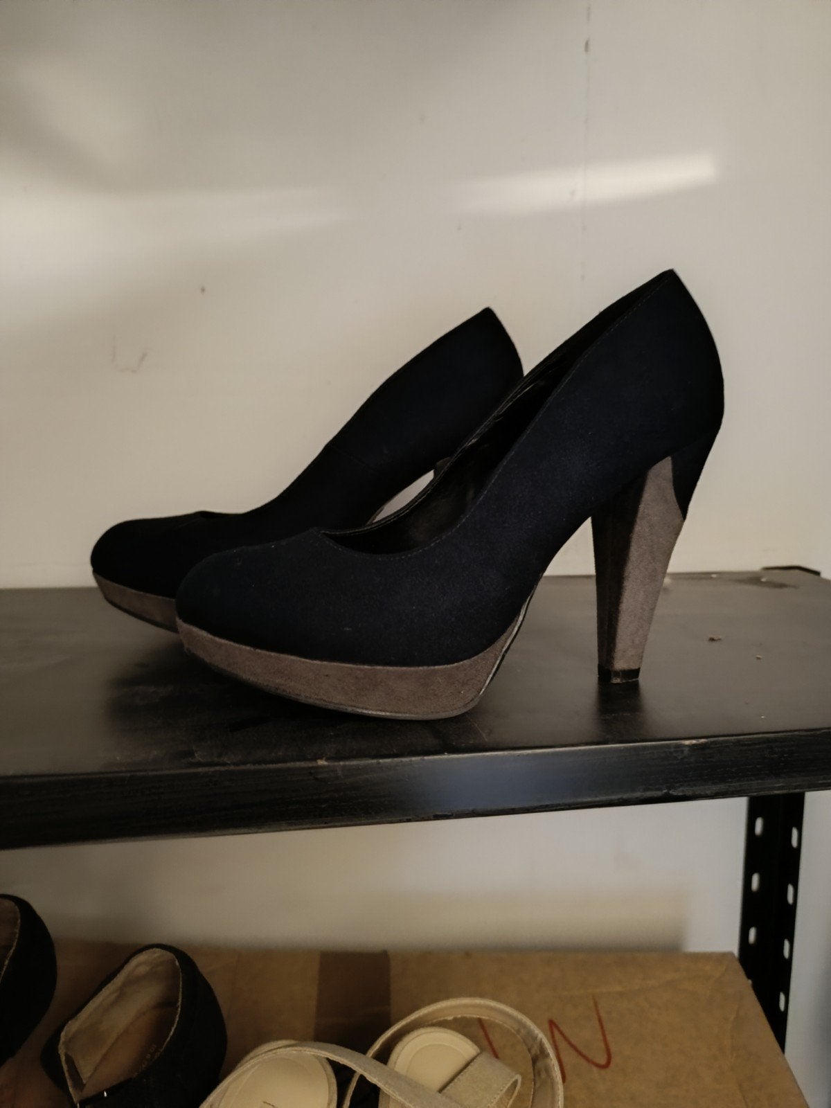 Mooie blauwe Pumps maat 39, Kleding | Dames, Schoenen, Ophalen of Verzenden, Zo goed als nieuw, Blauw