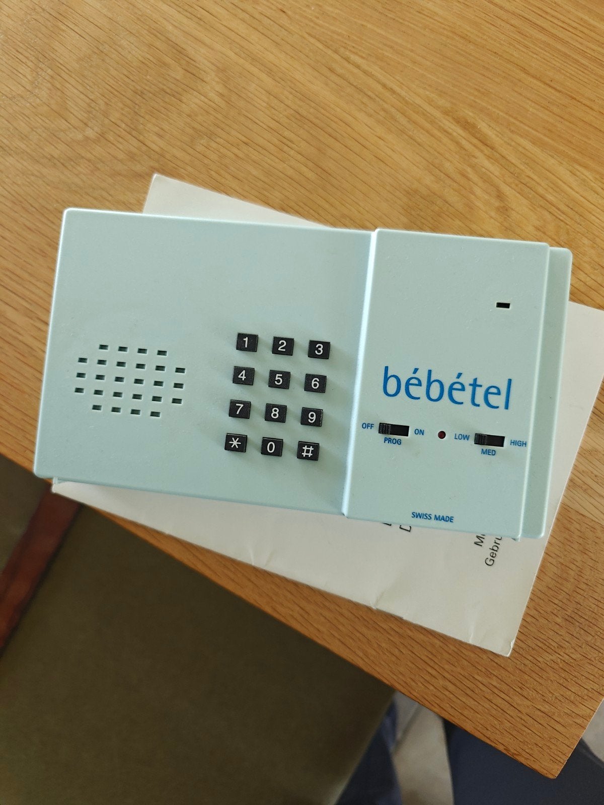 Bébetel babyfoon op telefoonlijn - belt bij geluid, Ophalen of Verzenden, Gebruikt, 250 meter of meer