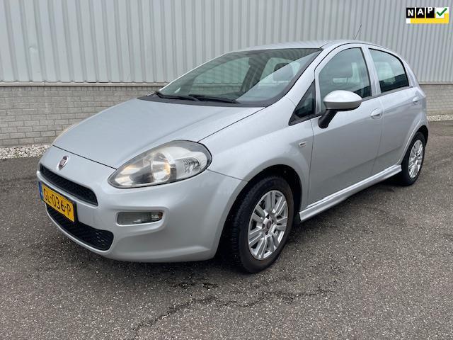 Fiat Punto Evo 1.3 M-Jet Lounge, Voorwielaandrijving, Euro 5, Gebruikt, 400 kg