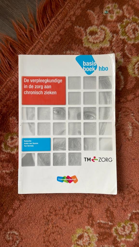 De verpleegkundige in de zorg aan chronisch zieken, Boeken, Zo goed als nieuw, Nederlands, Overige niveaus, Ankie van Vuuren; Ton Vermeij