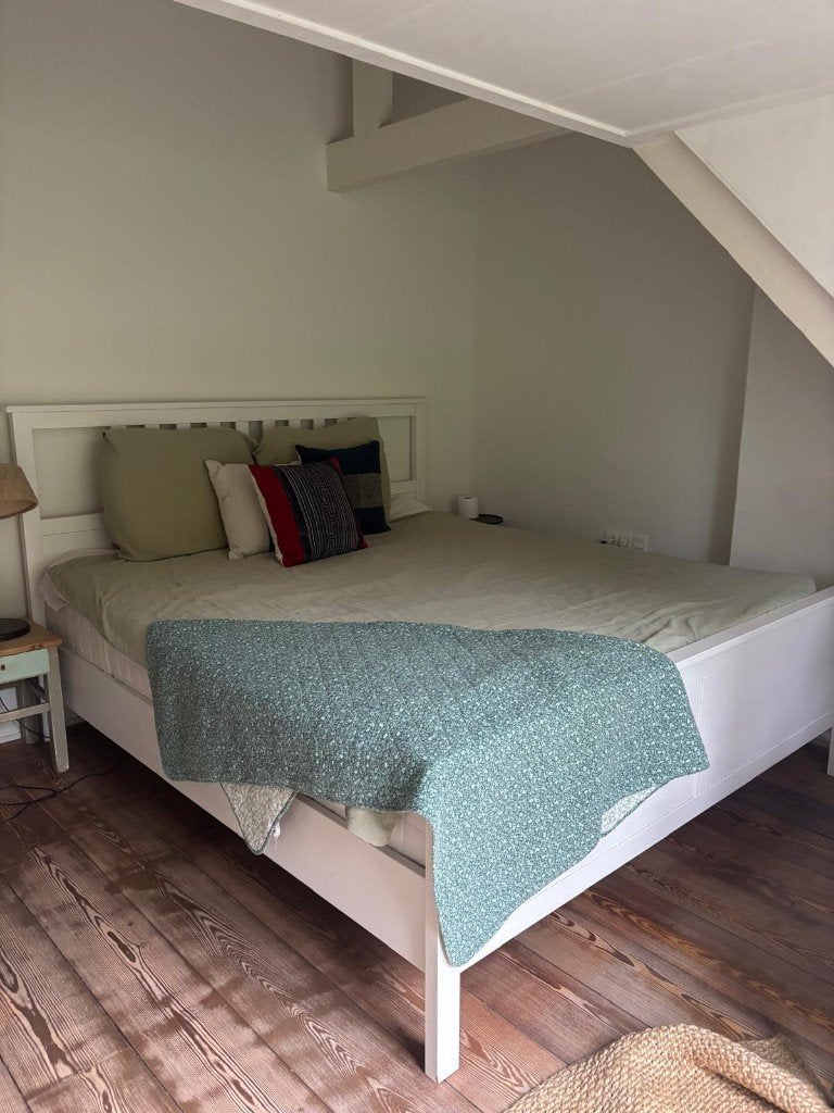 IKEA King Size Bed 180x200 + Mattress | €150, Ophalen, Gebruikt, Wit, Tweepersoons