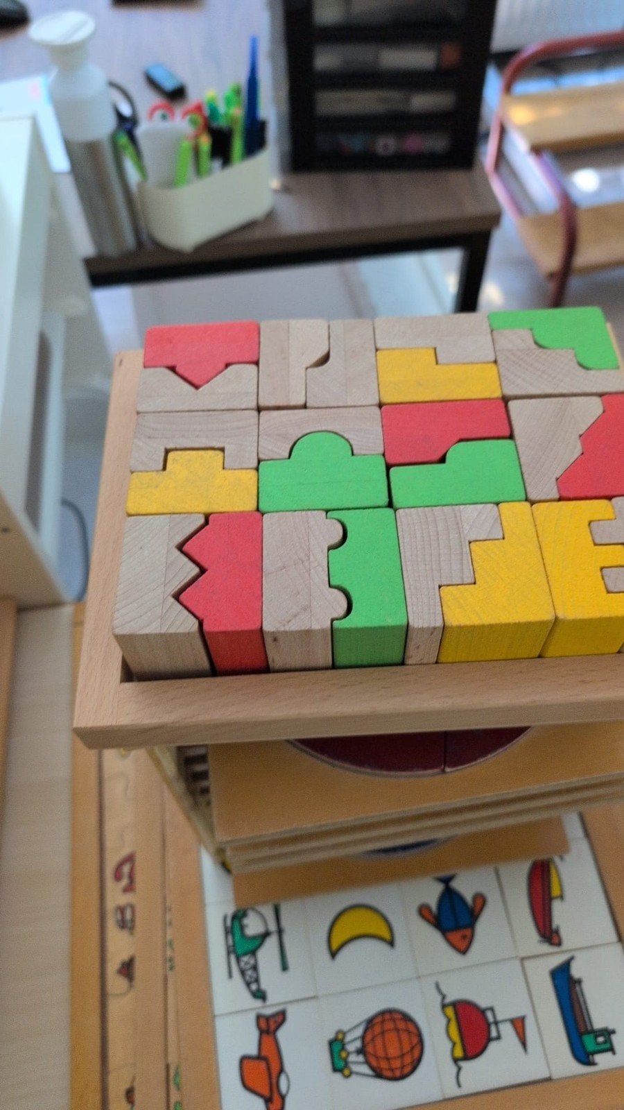 Houten puzzel met gekleurde blokken, Ophalen of Verzenden, Gebruikt, Overige merken