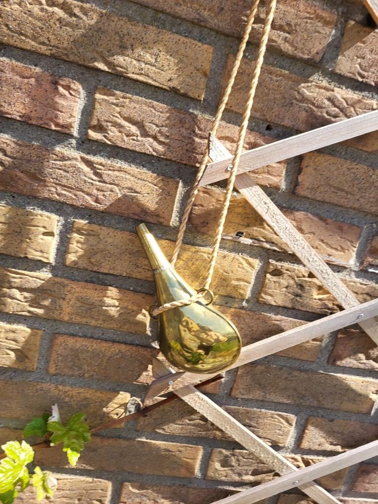 Antieke koperen kruithoorn met touw, Ophalen of Verzenden, Koper