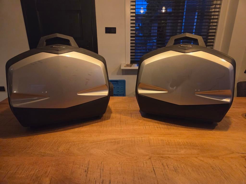 Triumph zijkoffers voor Sprint ST 1050 en Tiger 800, Ophalen of Verzenden, Zo goed als nieuw