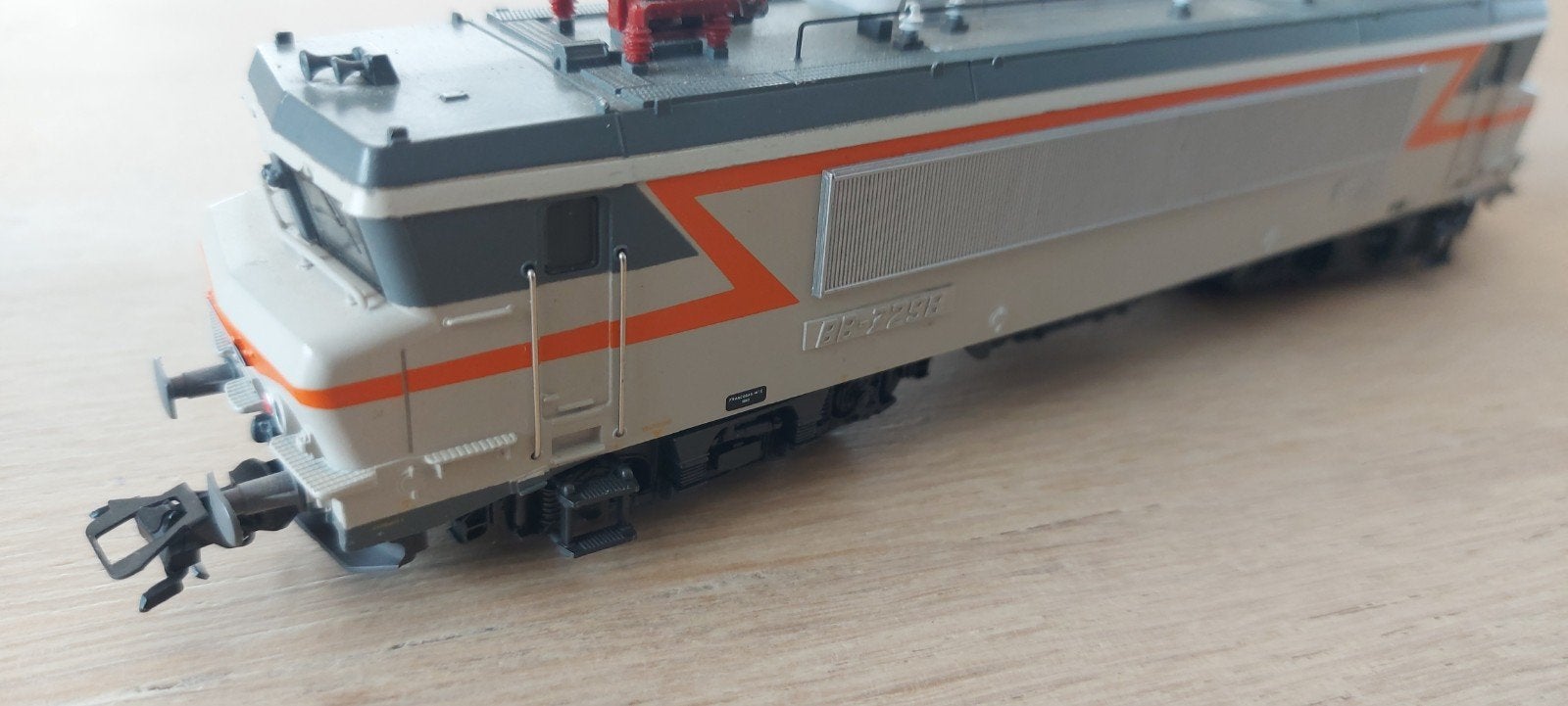 Märklin SNCF BB 7298 e-loc digitaal artnr 3325, Wisselstroom, Locomotief, Ophalen of Verzenden, Zo goed als nieuw