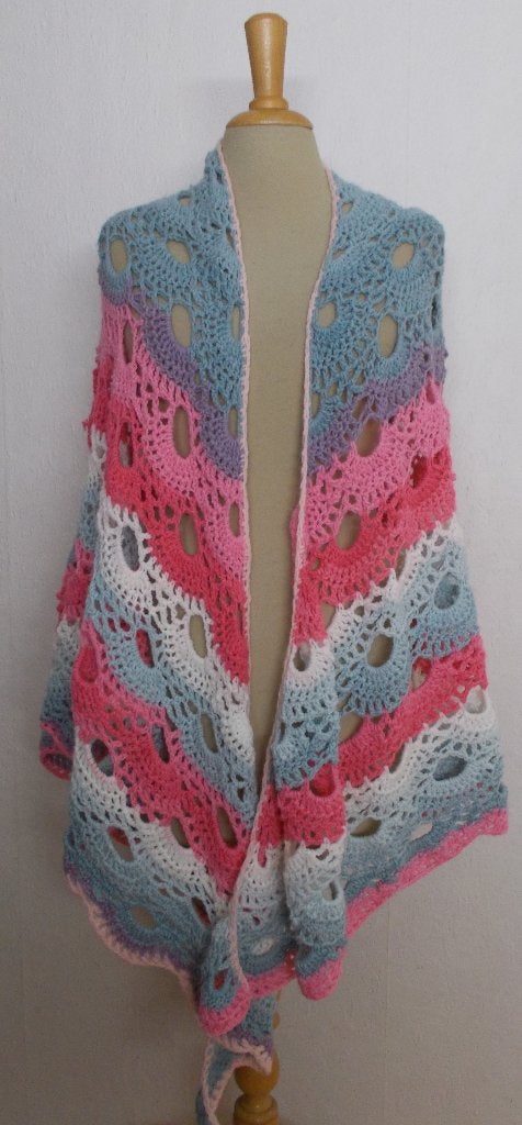 Mooie handmade/knitwear gehaakte poncho/vest/omslagdoek, Verzenden, Zo goed als nieuw, Maat 42/44 (L), Meerkleurig