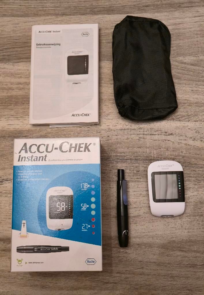 Nieuwe Accu-Chek Instant Glucosemeter, Diversen, Verpleegmiddelen, Nieuw, Ophalen of Verzenden