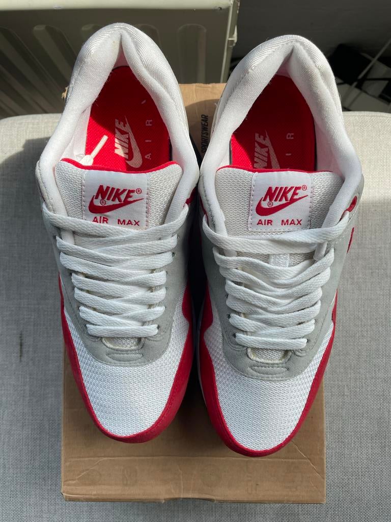 Nike Air Max 1 QS 'Sport Red' (2009) - US 7.5 / EU 40.5, Kleding | Heren, Schoenen, Ophalen of Verzenden, Gedragen, Overige kleuren