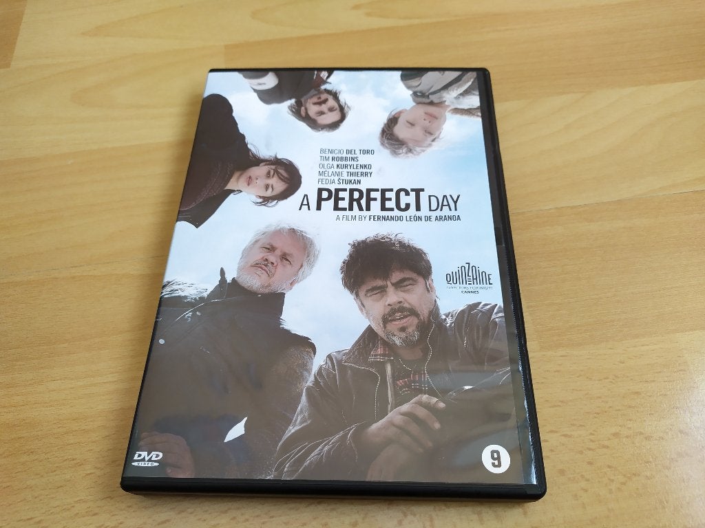 A Perfect Day, Vanaf 6 jaar, Ophalen of Verzenden, Zo goed als nieuw, Actiekomedie