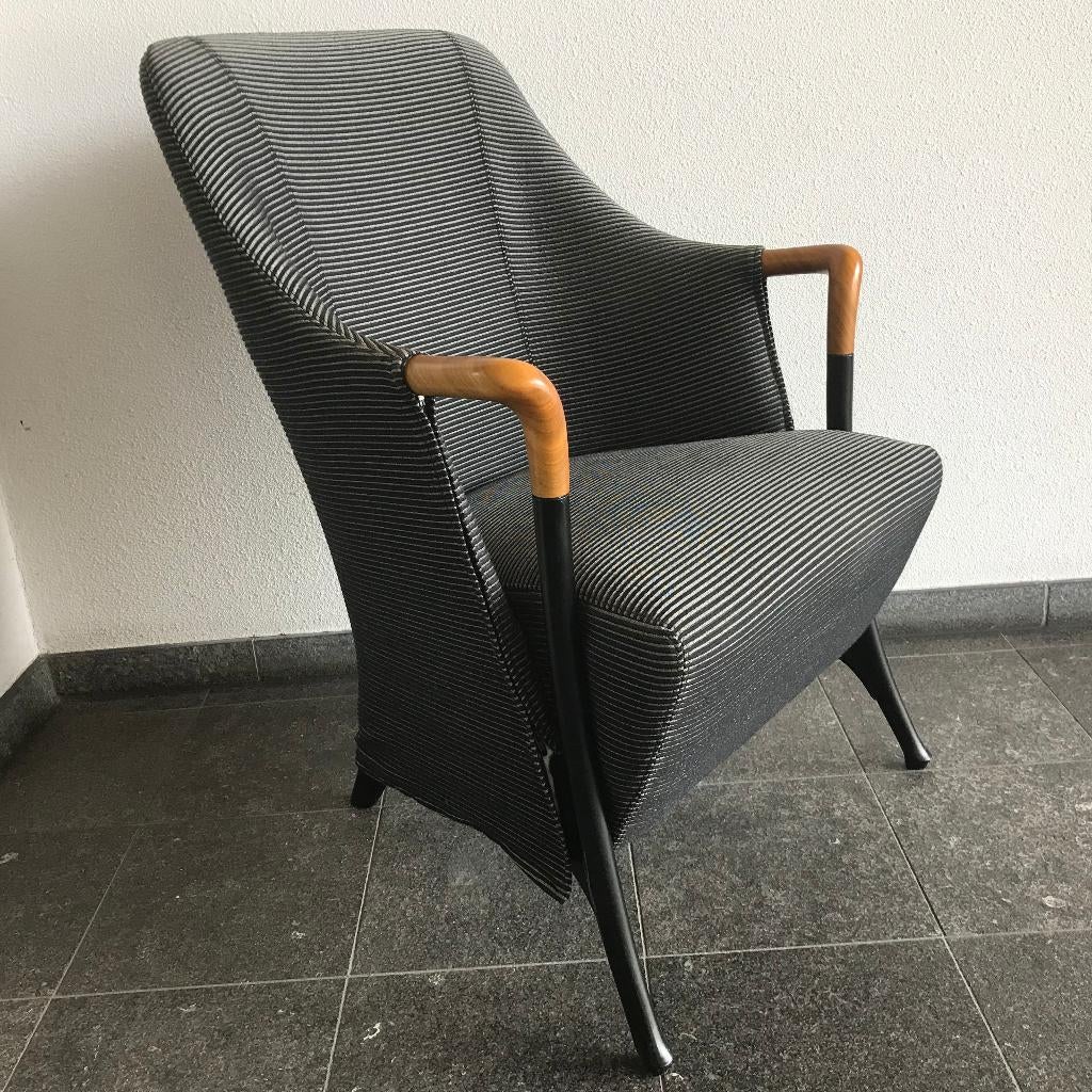 IZGS Giorgetti Progetti 63260 fauteuil stoel Centro Ricerche, Huis en Inrichting, 75 tot 100 cm, Ophalen of Verzenden, Zo goed als nieuw