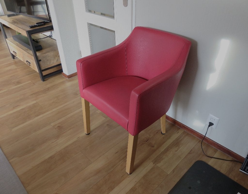 Fauteuil / bijzet fauteuil, houten onderstel., Ophalen, Gebruikt, 75 tot 100 cm, 50 tot 75 cm