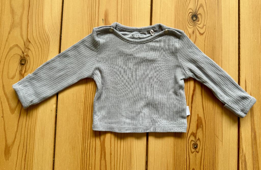 Noppies Baby Newborn Shirt / Longsleeve - Grijs - maat 50, Kinderen en Baby's, Babykleding | Maat 50, Jongetje of Meisje, Ophalen of Verzenden