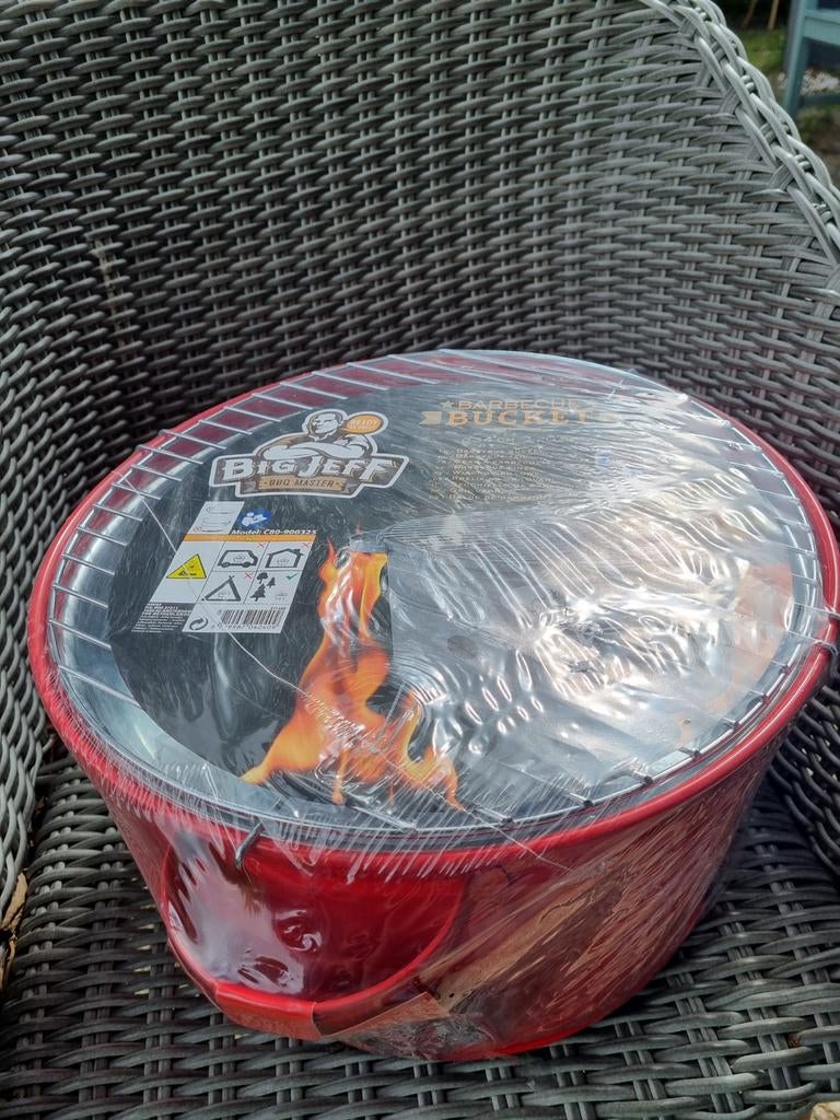 Barbecue Bucket nieuw, Ophalen, Nieuw