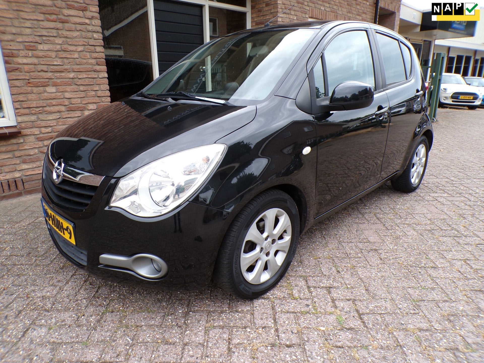 Opel Agila 1.2 Enjoy Airco, Voorwielaandrijving, 4 cilinders, 965 kg, Zwart