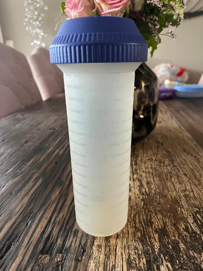 Tupperware shaker nieuwstaat, Huis en Inrichting, Keuken | Tupperware, Ophalen of Verzenden, Zo goed als nieuw, Overige typen
